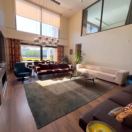 Villa Meg With Private Pool, Sauna Jacuzzi