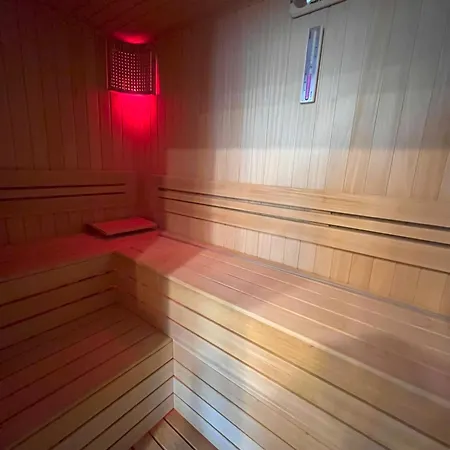Villa Meg With Private Pool, Sauna Jacuzzi